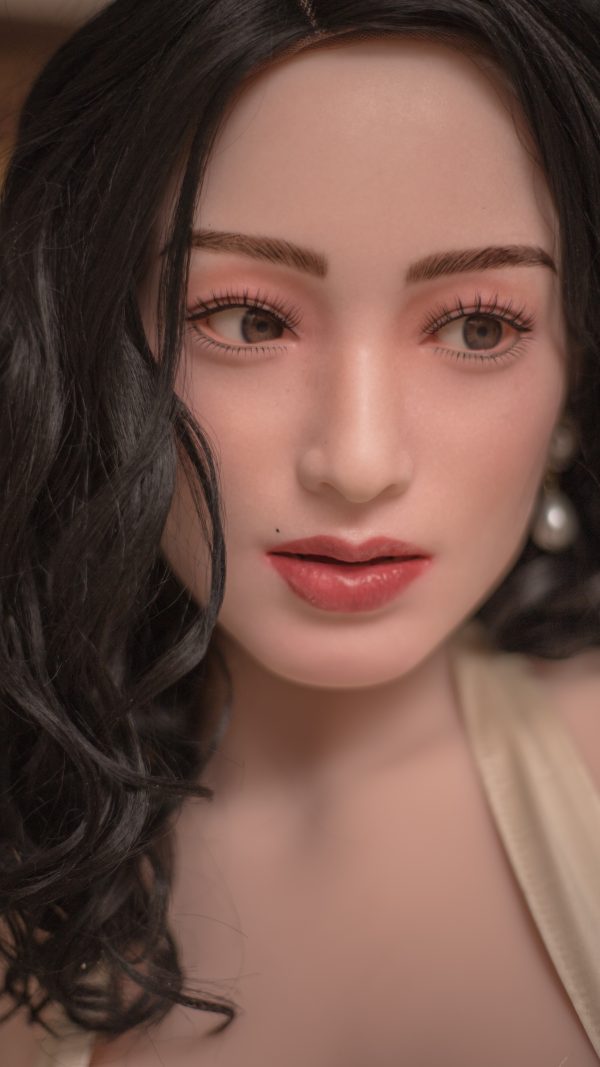 FD157cm SharlaSilicone HeadCinnamon 3 scaled