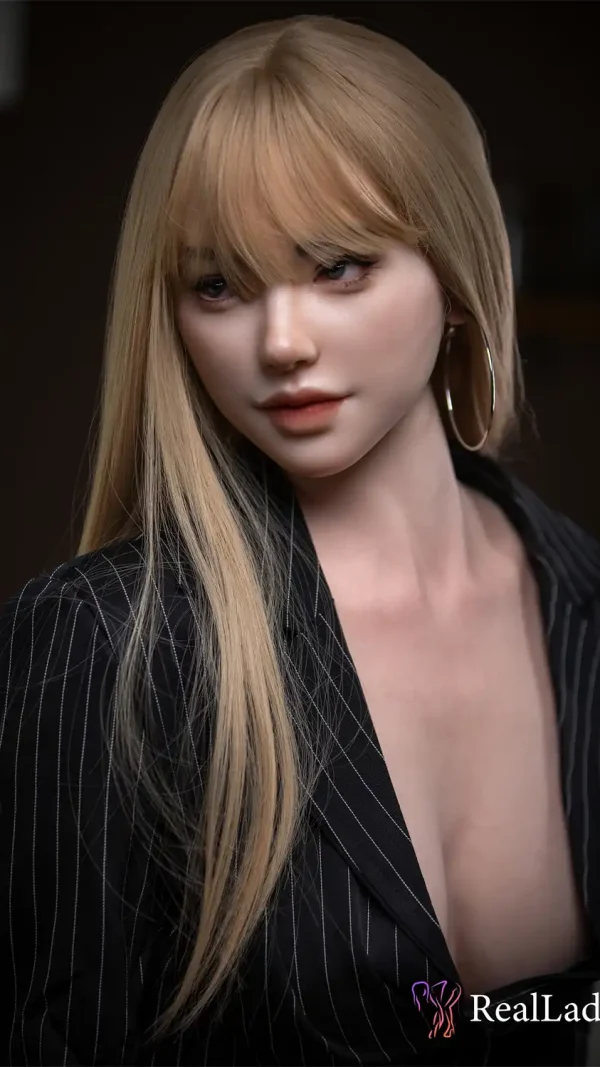 REALLADY 170CM/5FT7 ULTRA REALISTIC SILICONE SEX DOLL S39 LAYLA